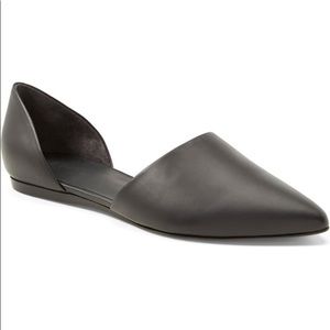 Vince Nina d’orsay flats